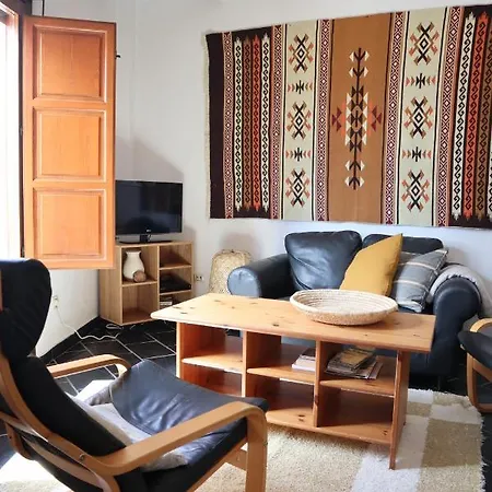 Casa Corasol, A Cozy, Comfy, 2br House- Panoramic View And Rooftop Canar